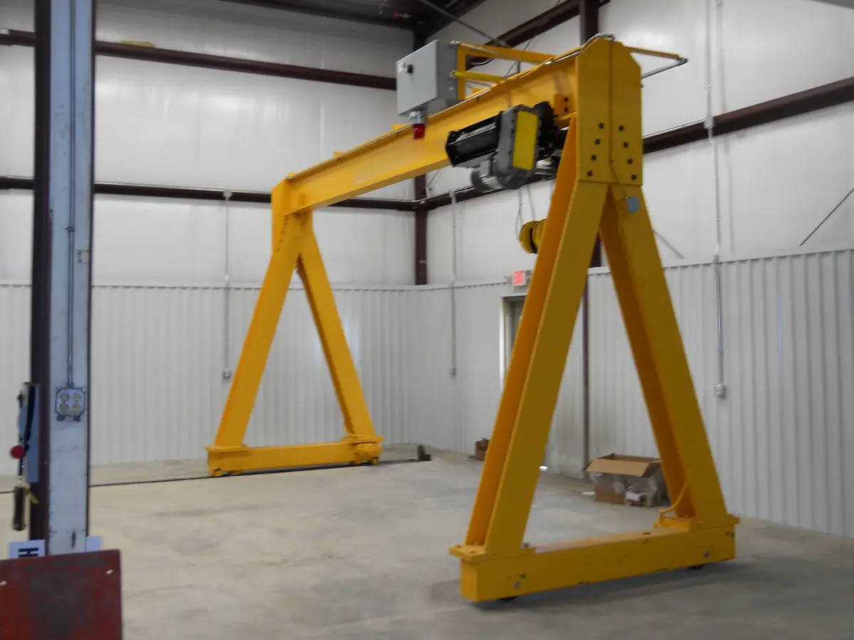 electric-rail-free-gantry-crane-1