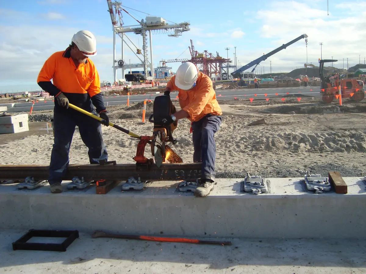 gantry-crane-rail-detection-4