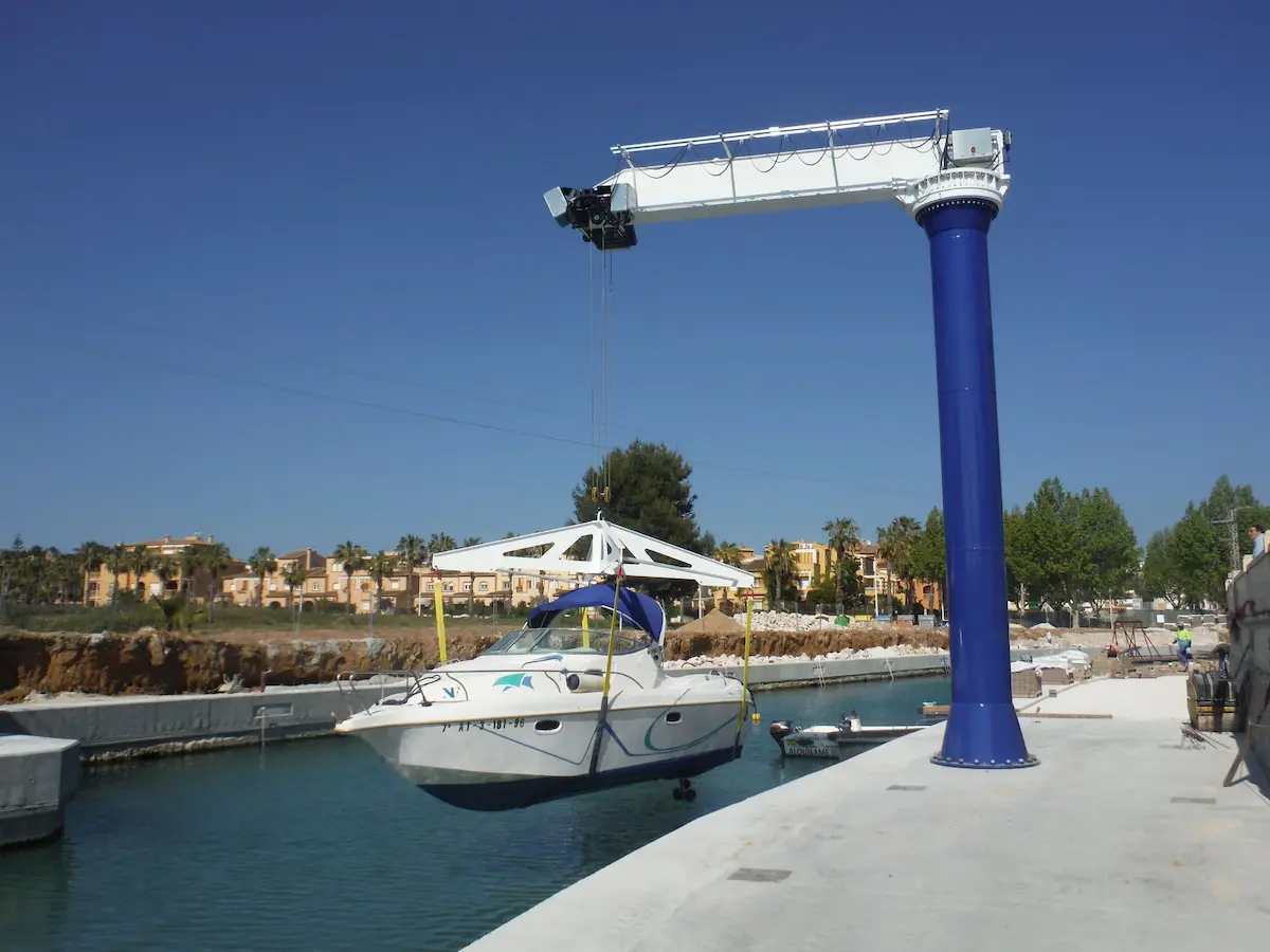 outdoor-jib-crane-corrosion-factors-2