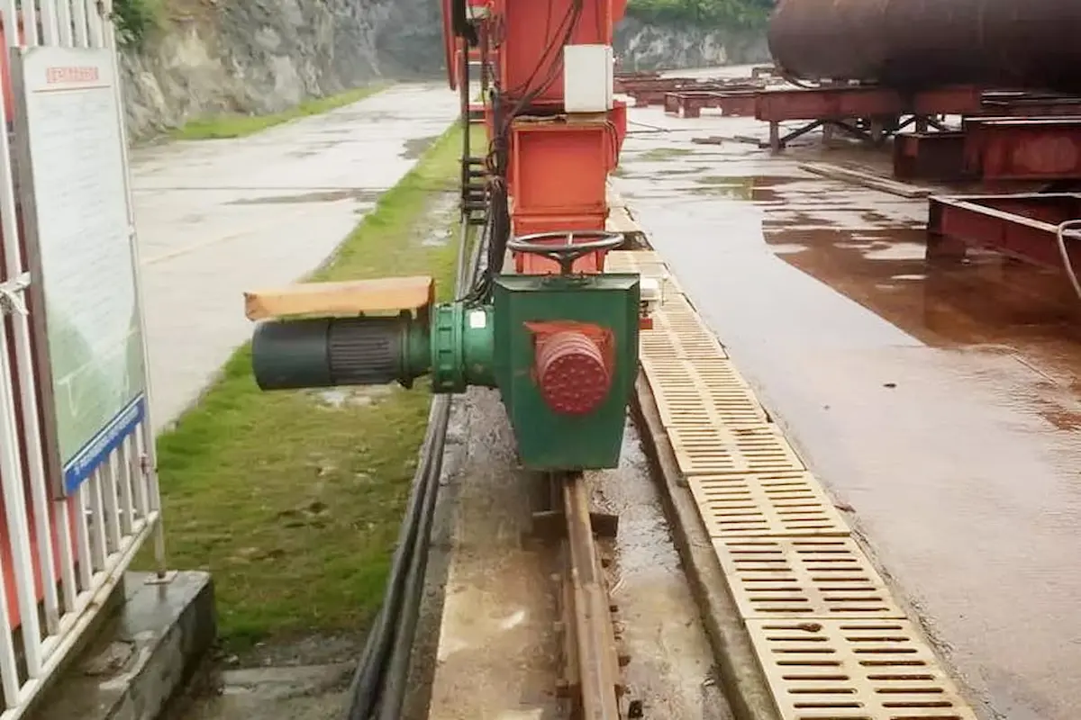 gantry-crane-rail-detection-3