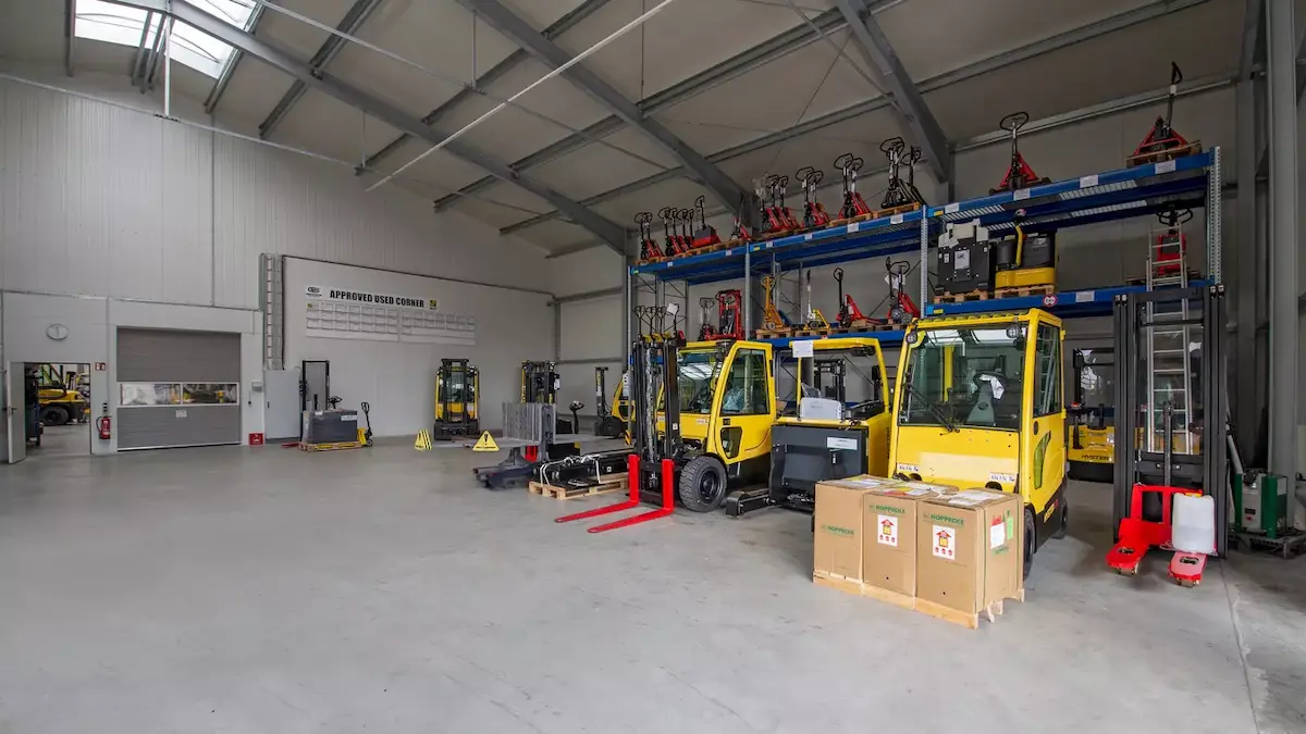 forklift-disadvantages
