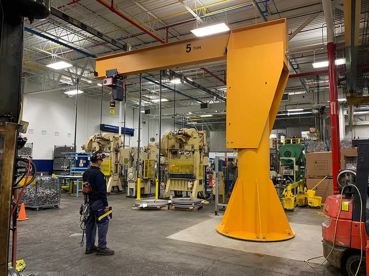 5-ton-pillar-jib-crane-1